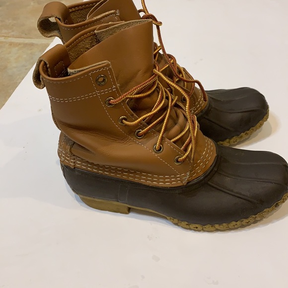 L.L Bean Classic & Original Women’s Bean Boot - Duck Boot - Picture 6 of 8